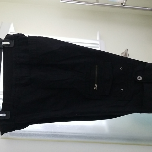 Fall low price offer: NWOT worn once Chico's size 05 shorts with pockets! - Picture 1 of 3